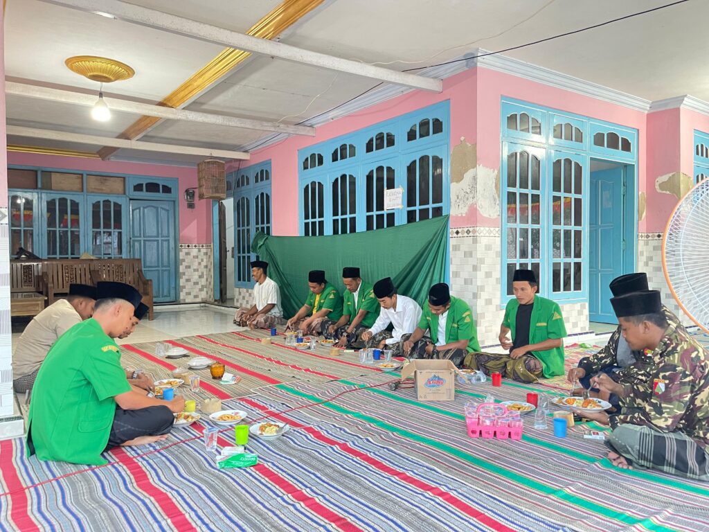 PR GP Ansor Trapang Gelar Bakti Sosial dan Ta’ziyah untuk Almarhumah Nenek Mertua Sahabat Badrus Sholeh