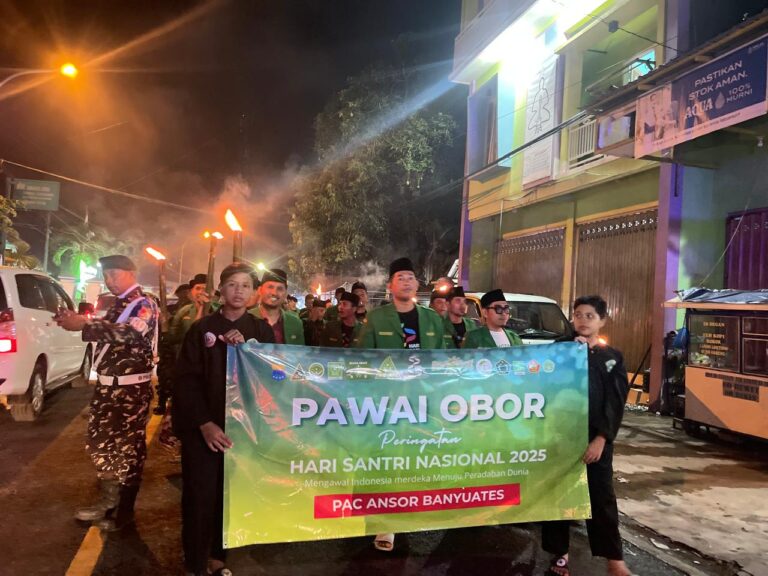 Semarak Pawai Obor Hari Santri 2025, Ansor Banyuates Kobarkan Semangat Jihad Santri
