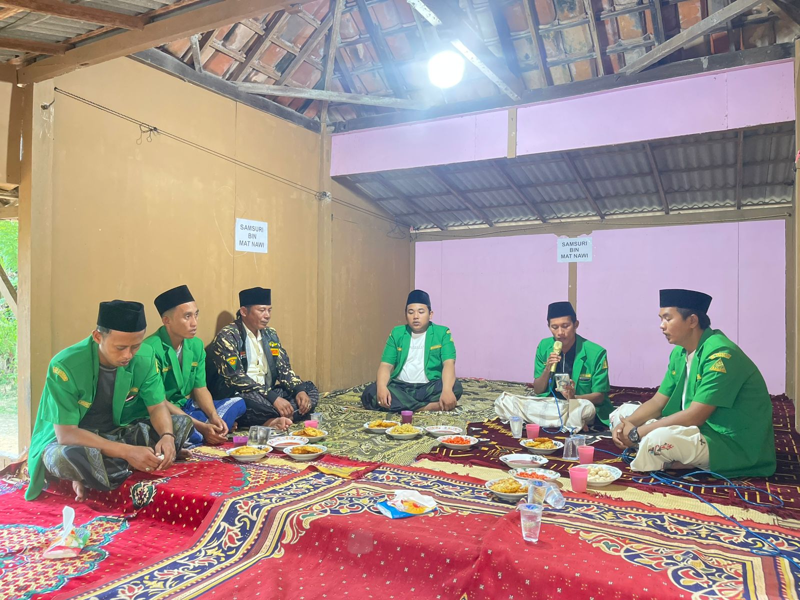 GP Ansor dan Banser Trapang Gelar Bakti Sosial Ta’ziyah sebagai Wujud Kepedulian kepada Warga